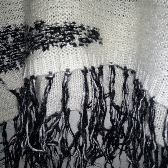 Boho Sweater - Picture 2 of 3